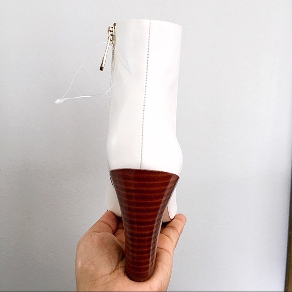Louise Et Cie Verdana White Block Heel Bootie - Picture 3 of 7